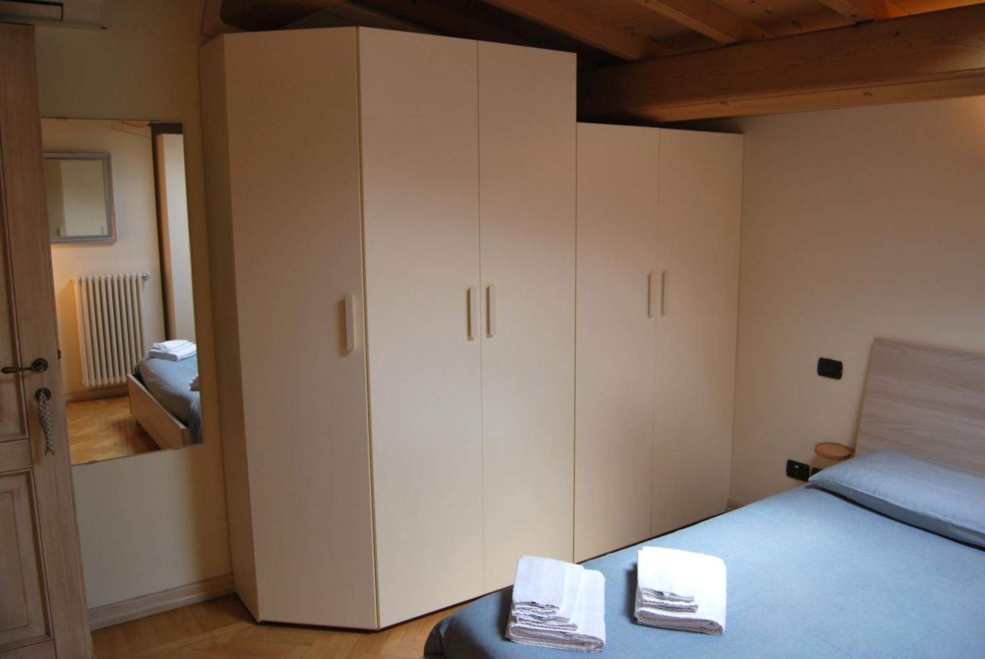 Attic 1 Centro Storico Apartment Peschiera del Garda Bagian luar foto