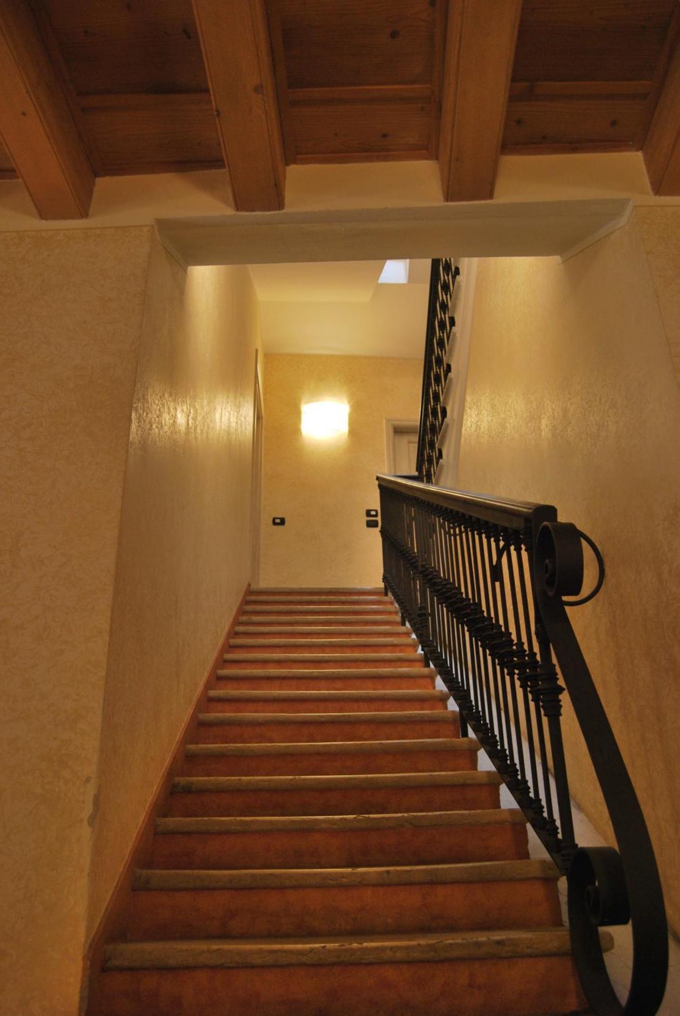 Attic 1 Centro Storico Apartment Peschiera del Garda Bagian luar foto